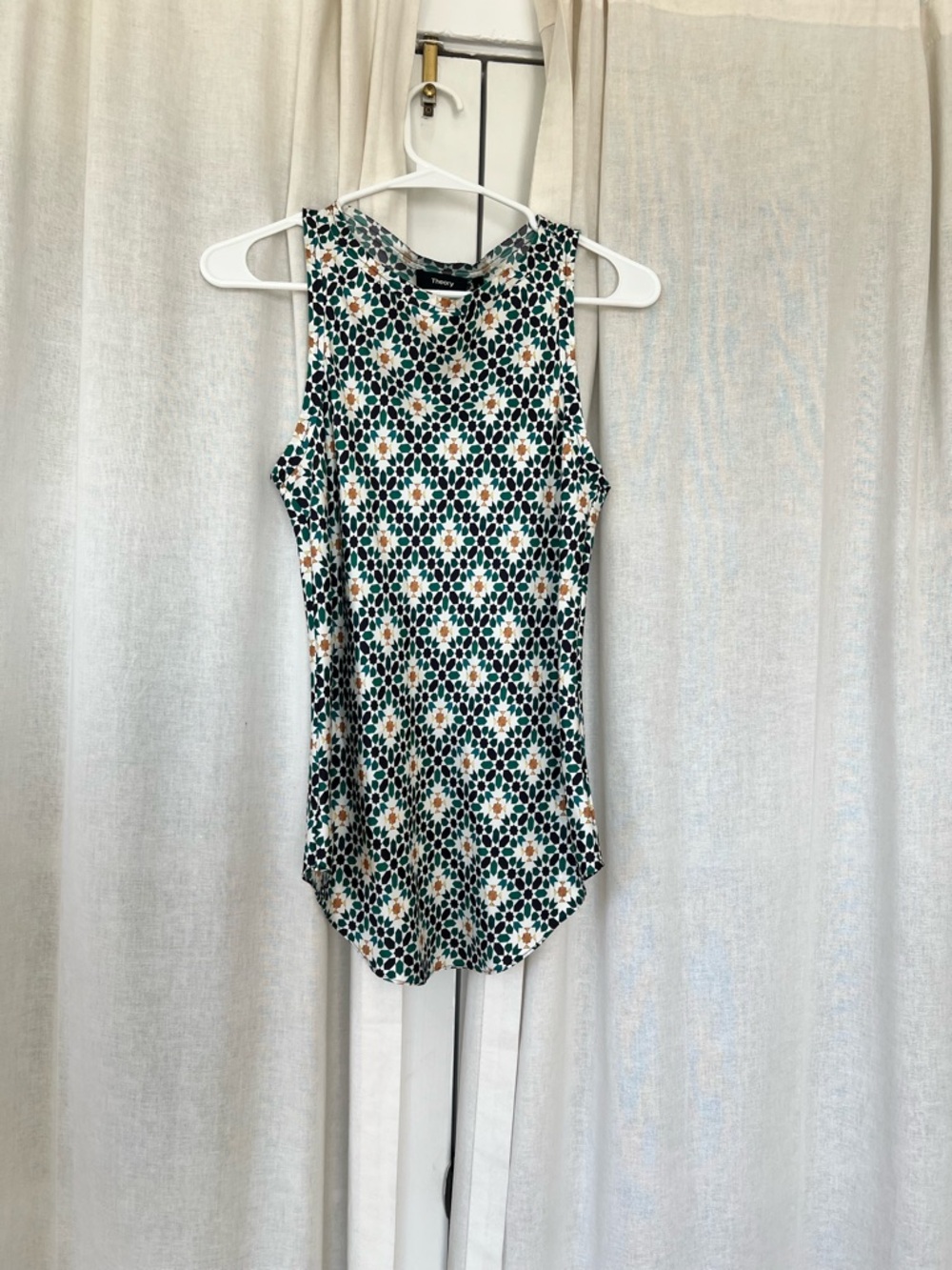 Silk theory geometric top blouse Sz P XS women’s